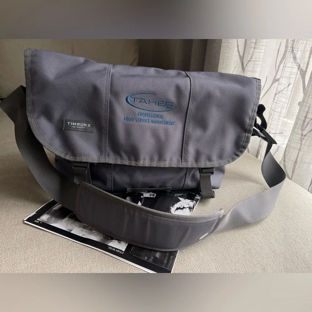Timbuk2 Messenger Bag In Gray Size M